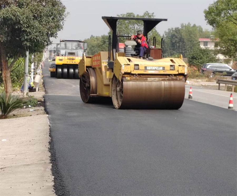 国道路面施工
